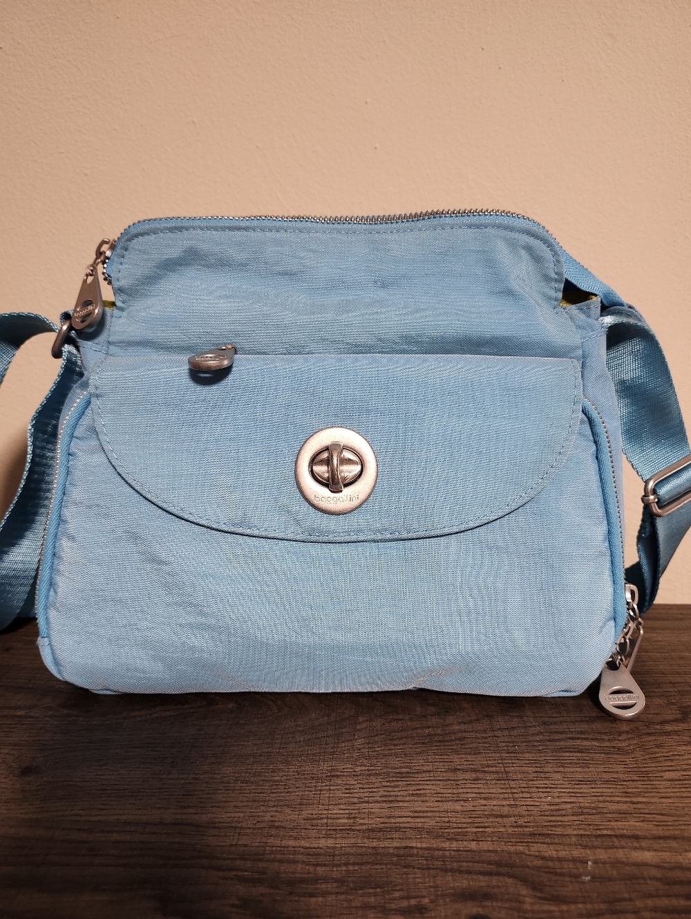 Baggallini Light Blue Crossbody Bag